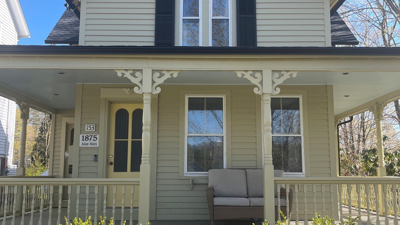 Photo of Others in Litchfield Historic District