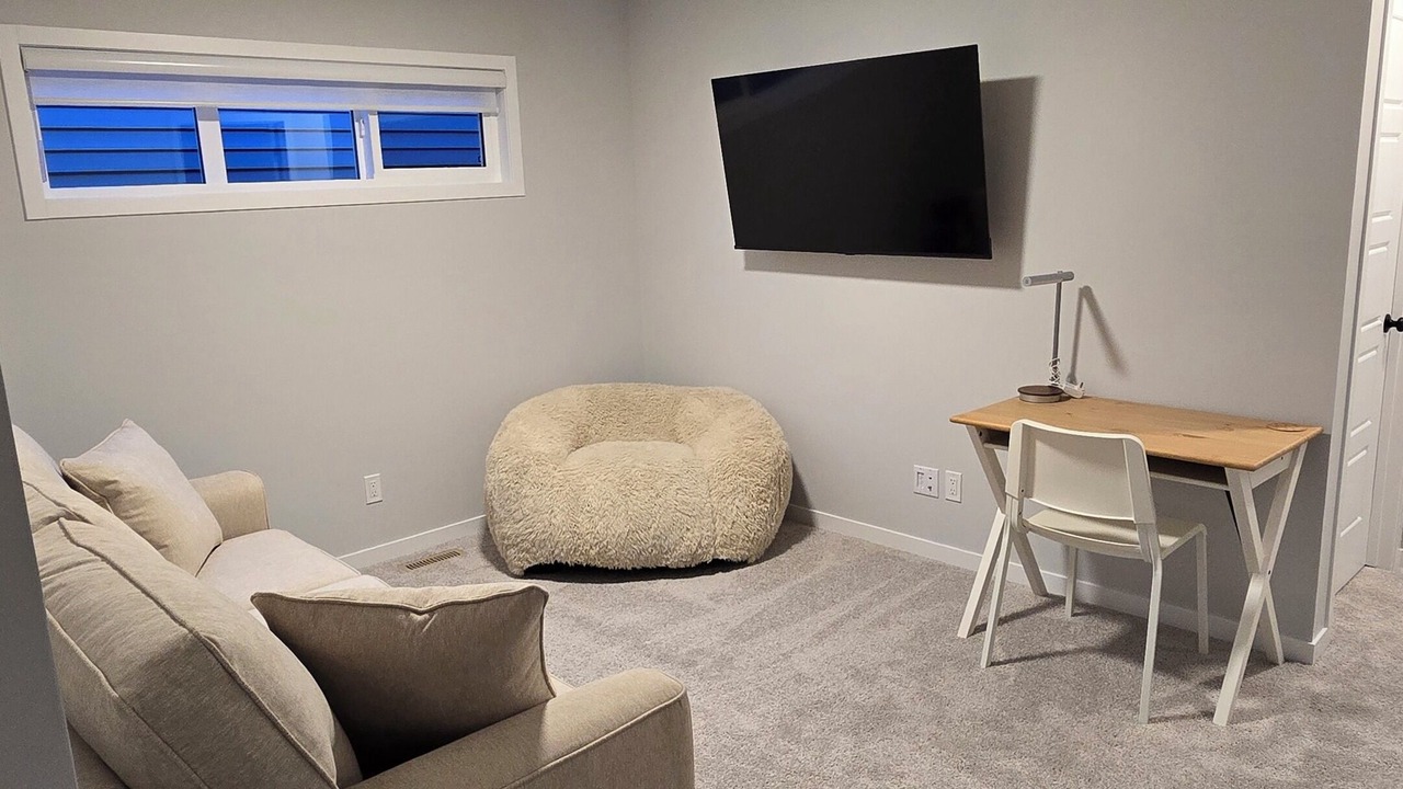 Photo of Livingroom in Southwest Calgary