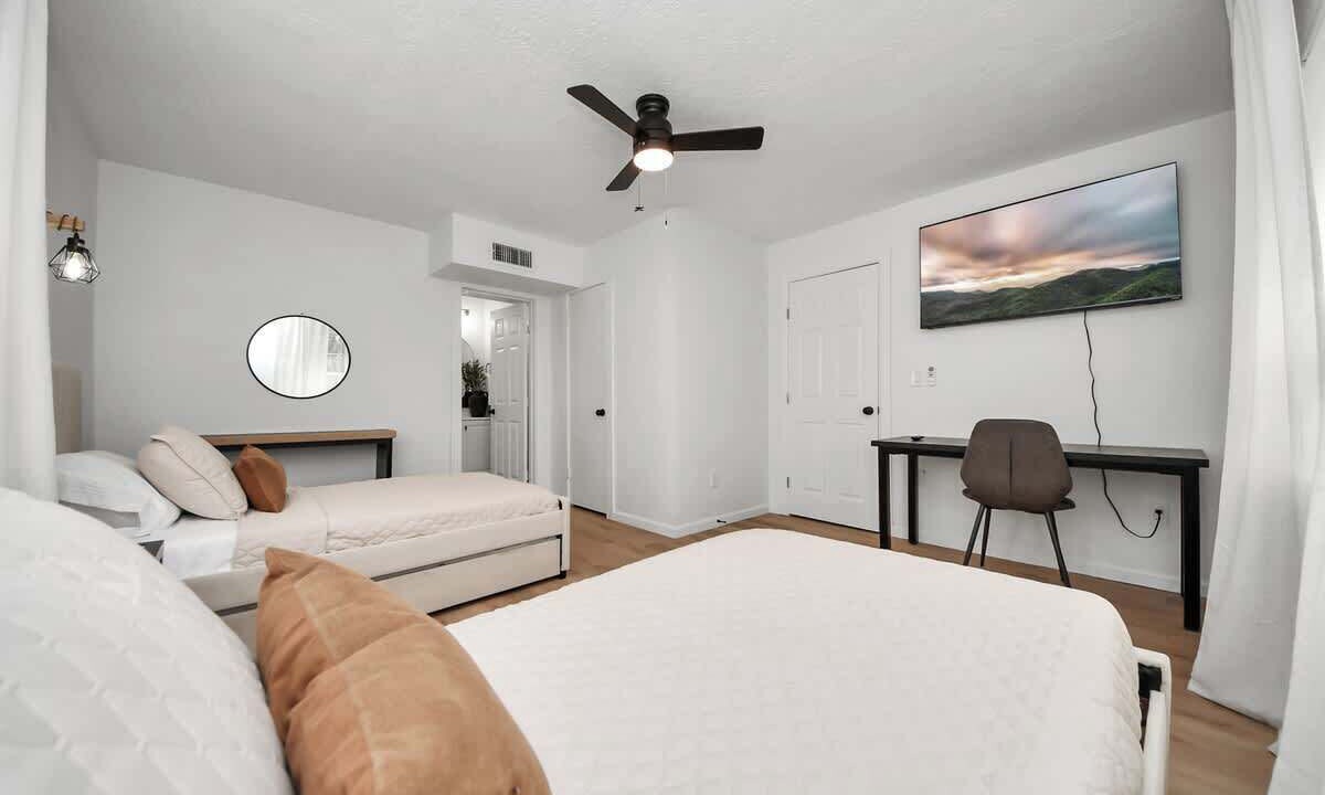 Photo of Bedroom in Southbelt/Ellington