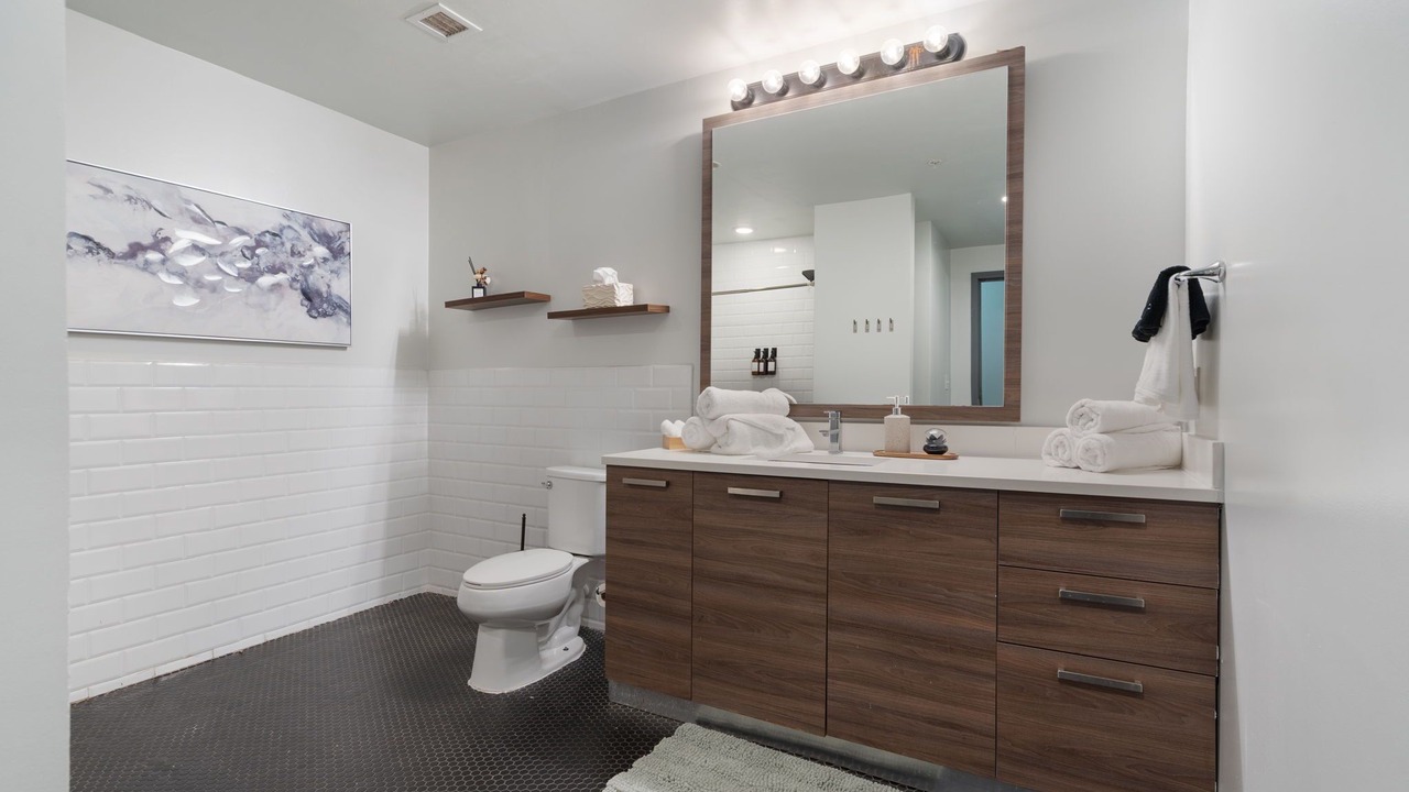 Photo of Bathroom in Downtown Dallas