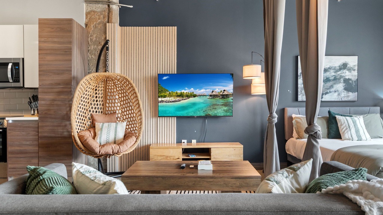 Photo of Livingroom in Downtown Dallas