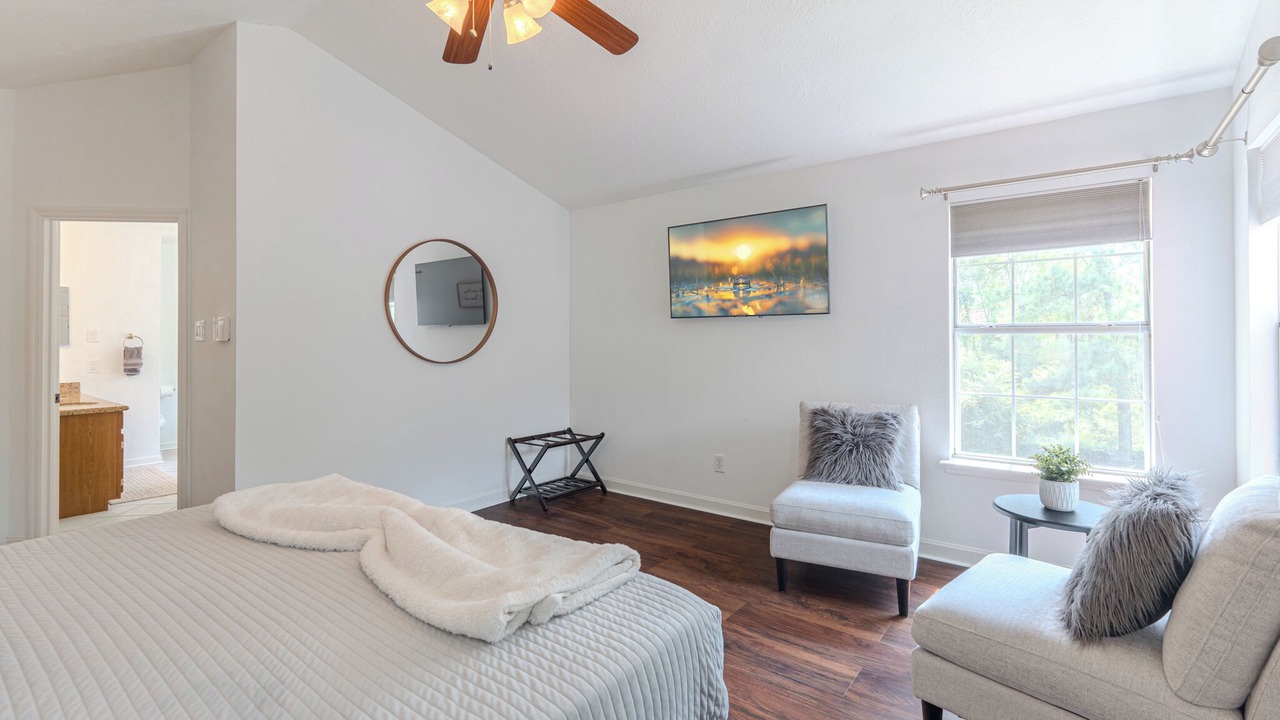 Photo of Bedroom in Panther Creek