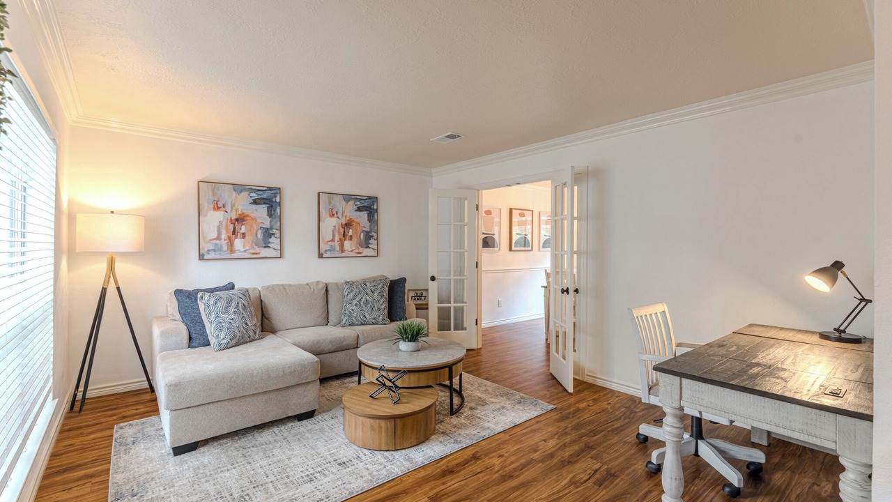 Photo of Livingroom in Panther Creek