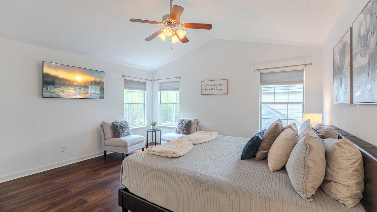 Photo of Bedroom in Panther Creek