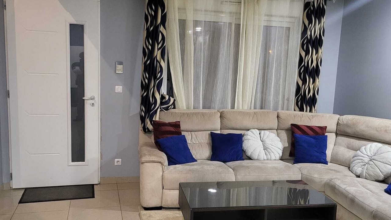 Photo of Livingroom in Quartier Saint-Clement - Jardin des Plantes
