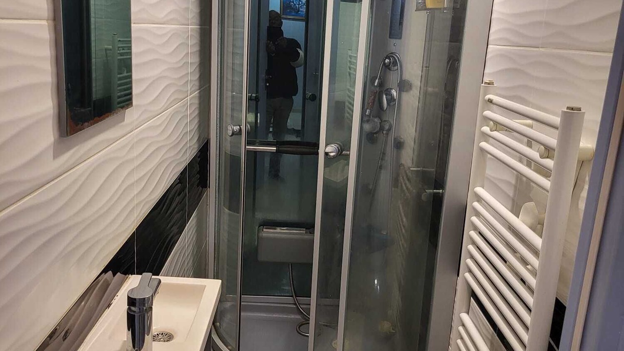 Photo of Bathroom in Quartier Saint-Clement - Jardin des Plantes