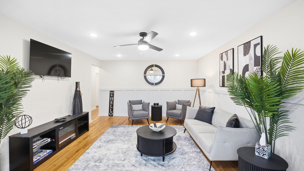Photo of Livingroom in West Pullman