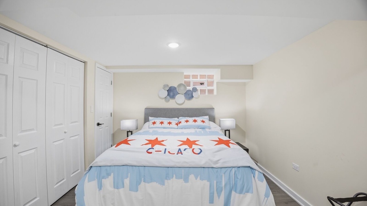 Photo of Bedroom in West Pullman