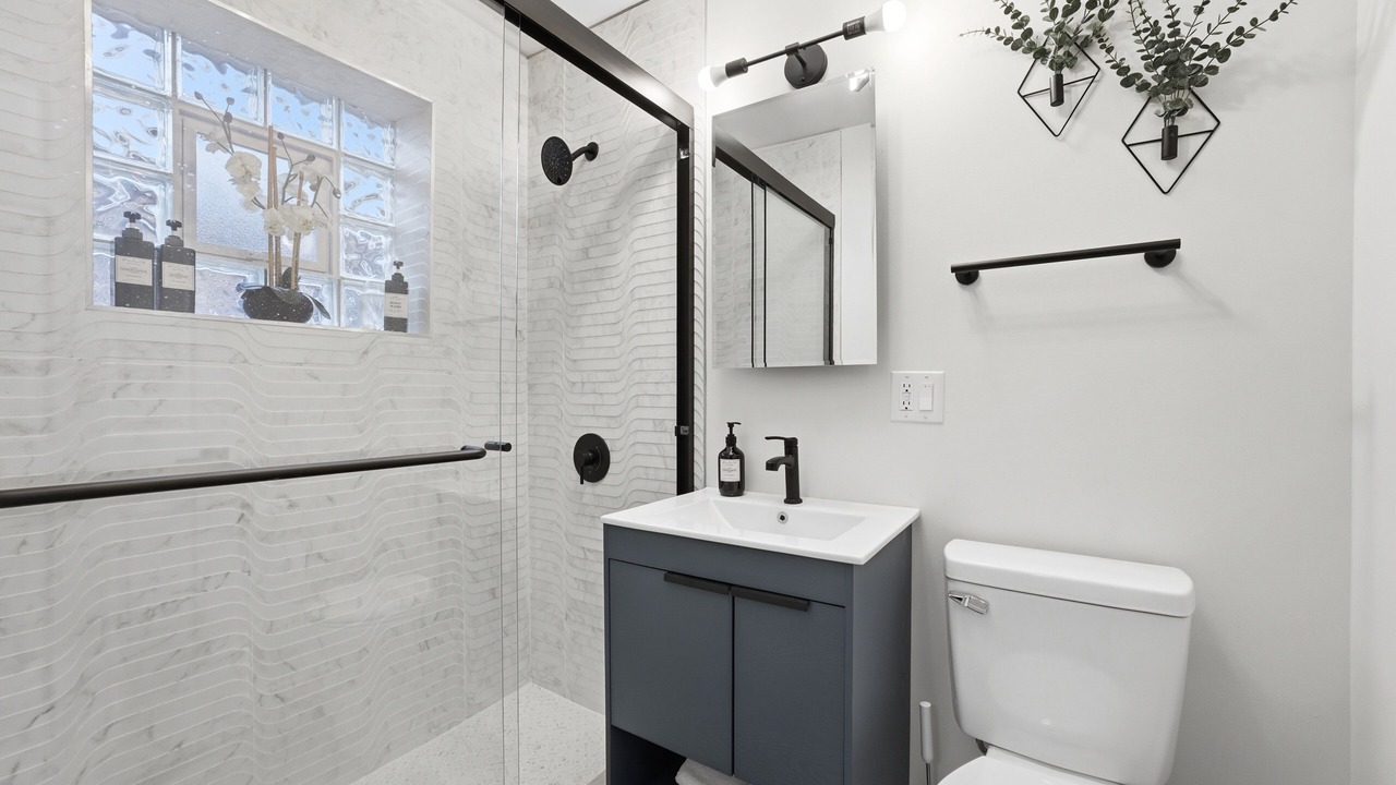Photo of Bathroom in West Pullman