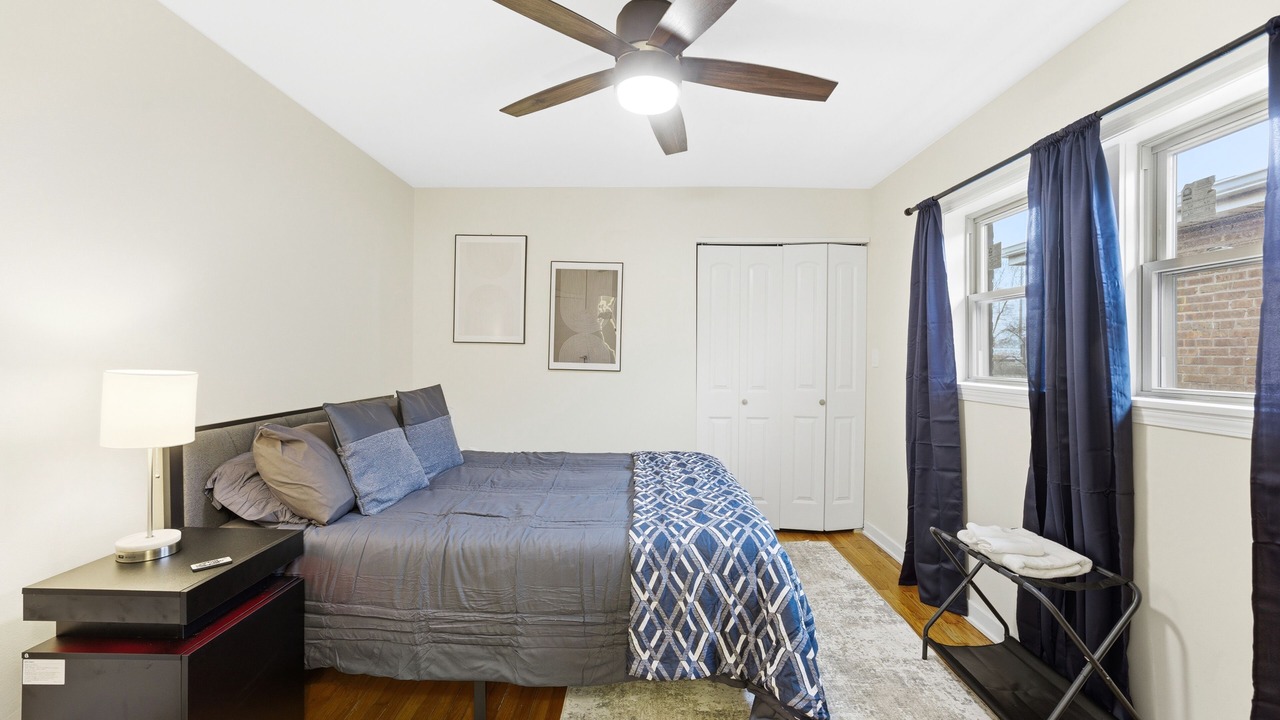 Photo of Bedroom in West Pullman
