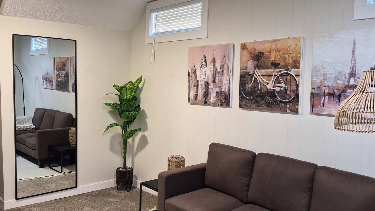 Photo of Livingroom in Regina