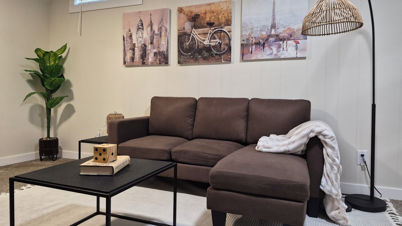 Photo of Livingroom in Regina