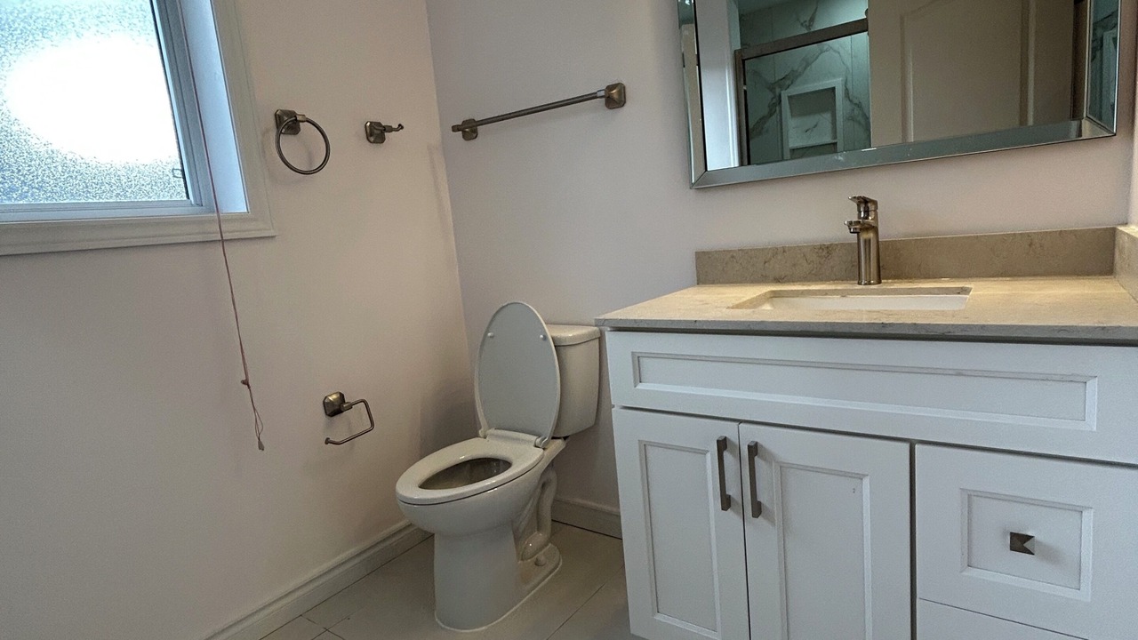 Photo of Bathroom in Carrying Place