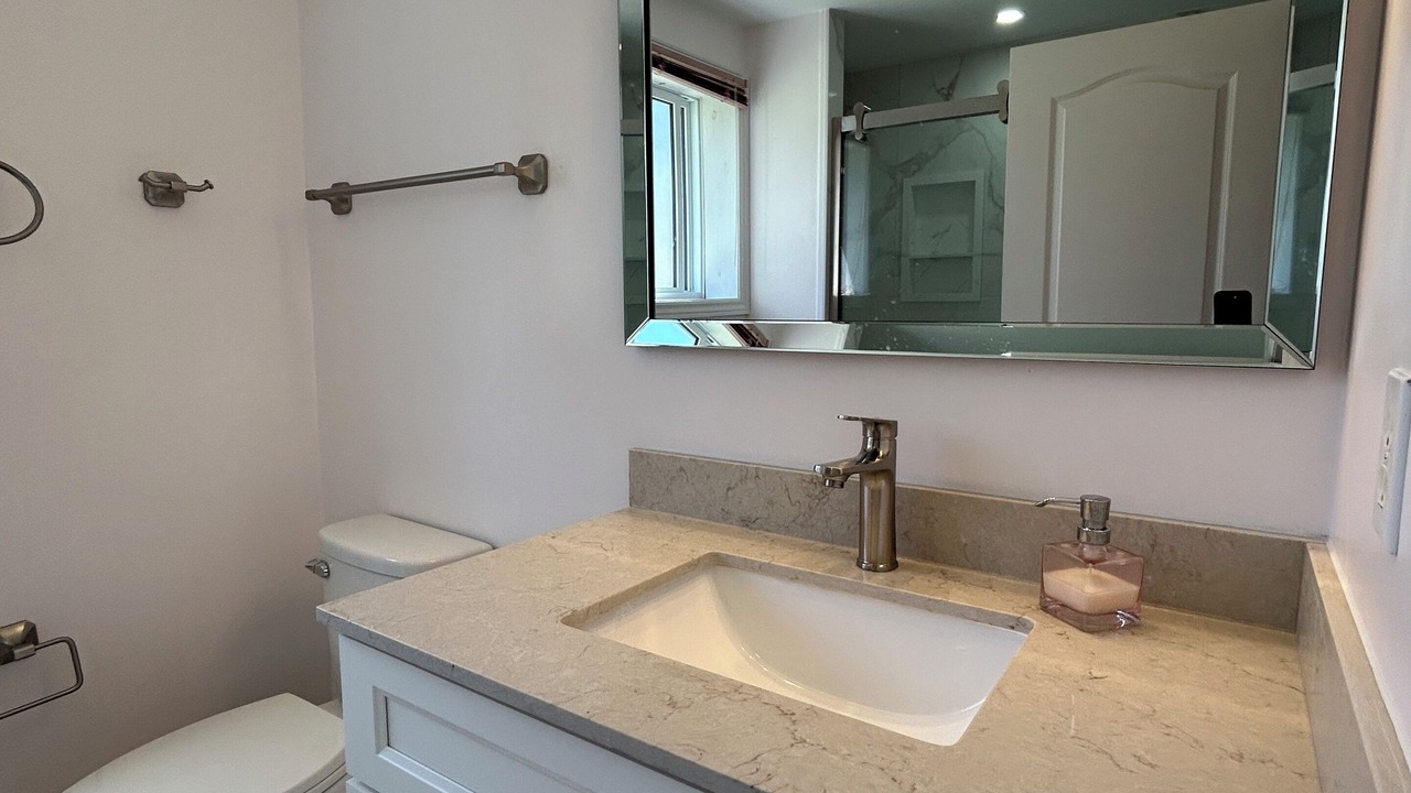 Photo of Bathroom in Carrying Place