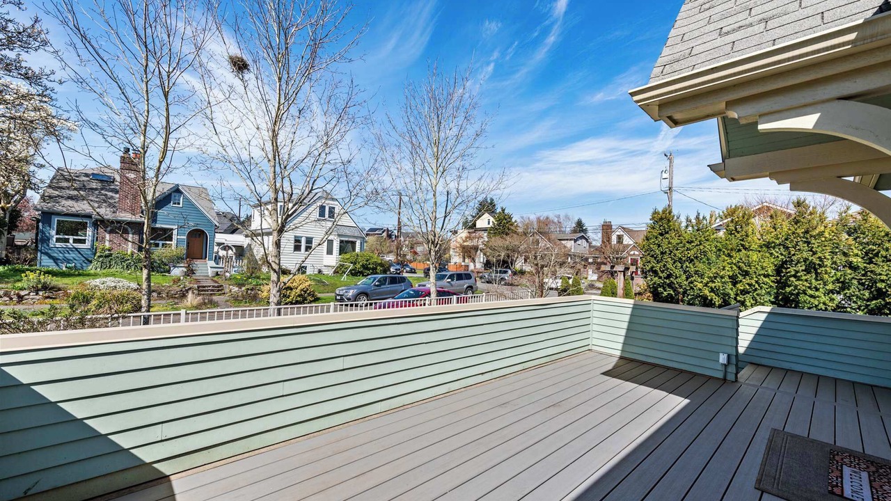 Photo of Patio Balcony in Green Lake