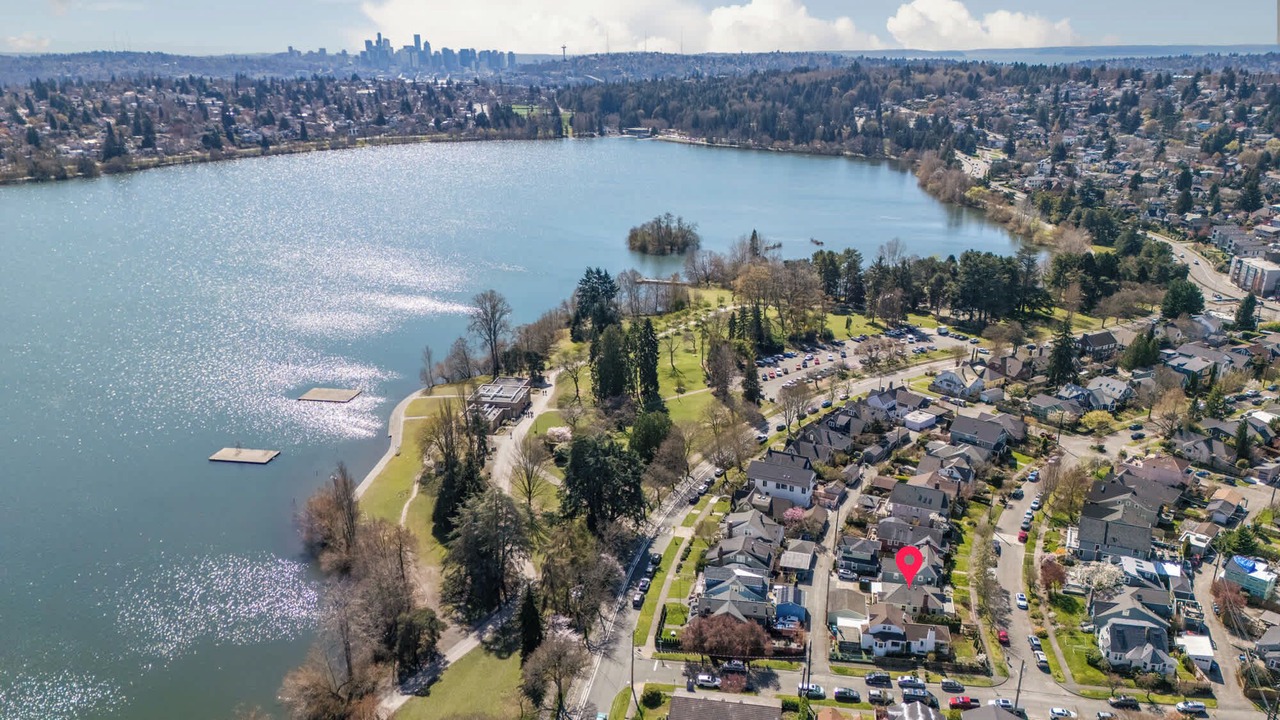 Photo of Outdoor in Green Lake