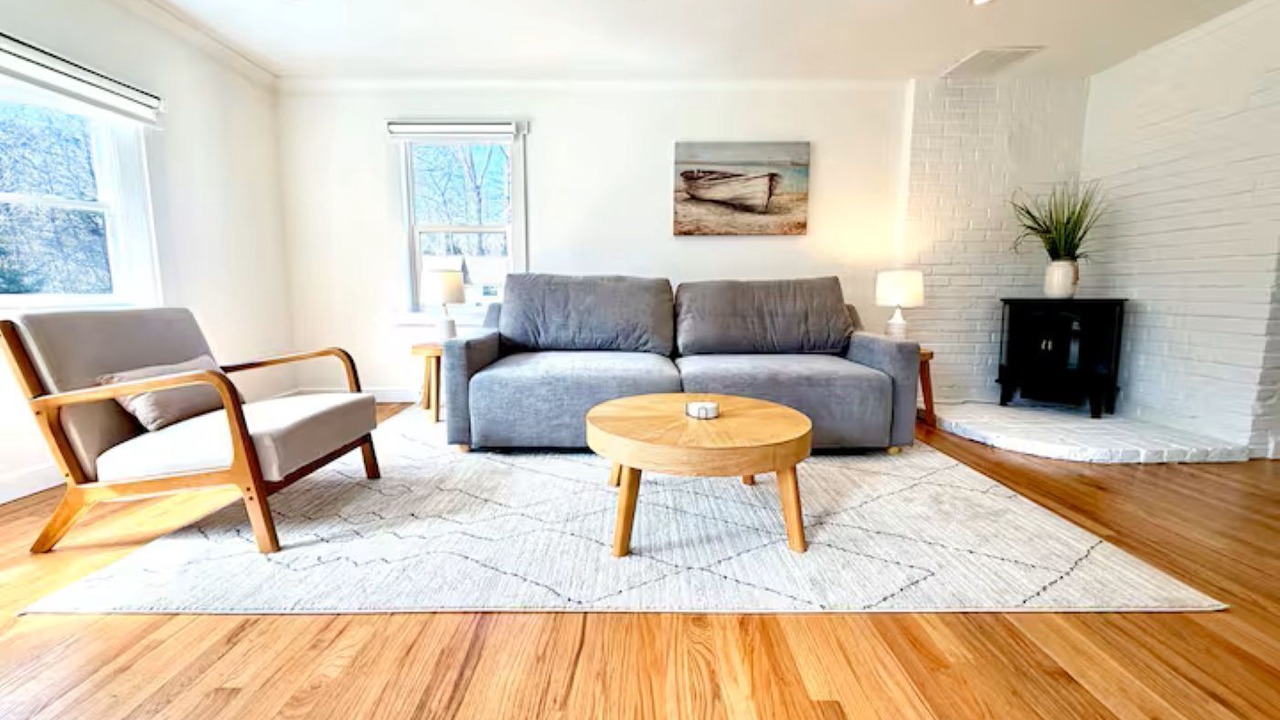 Photo of Livingroom in Redding Ridge