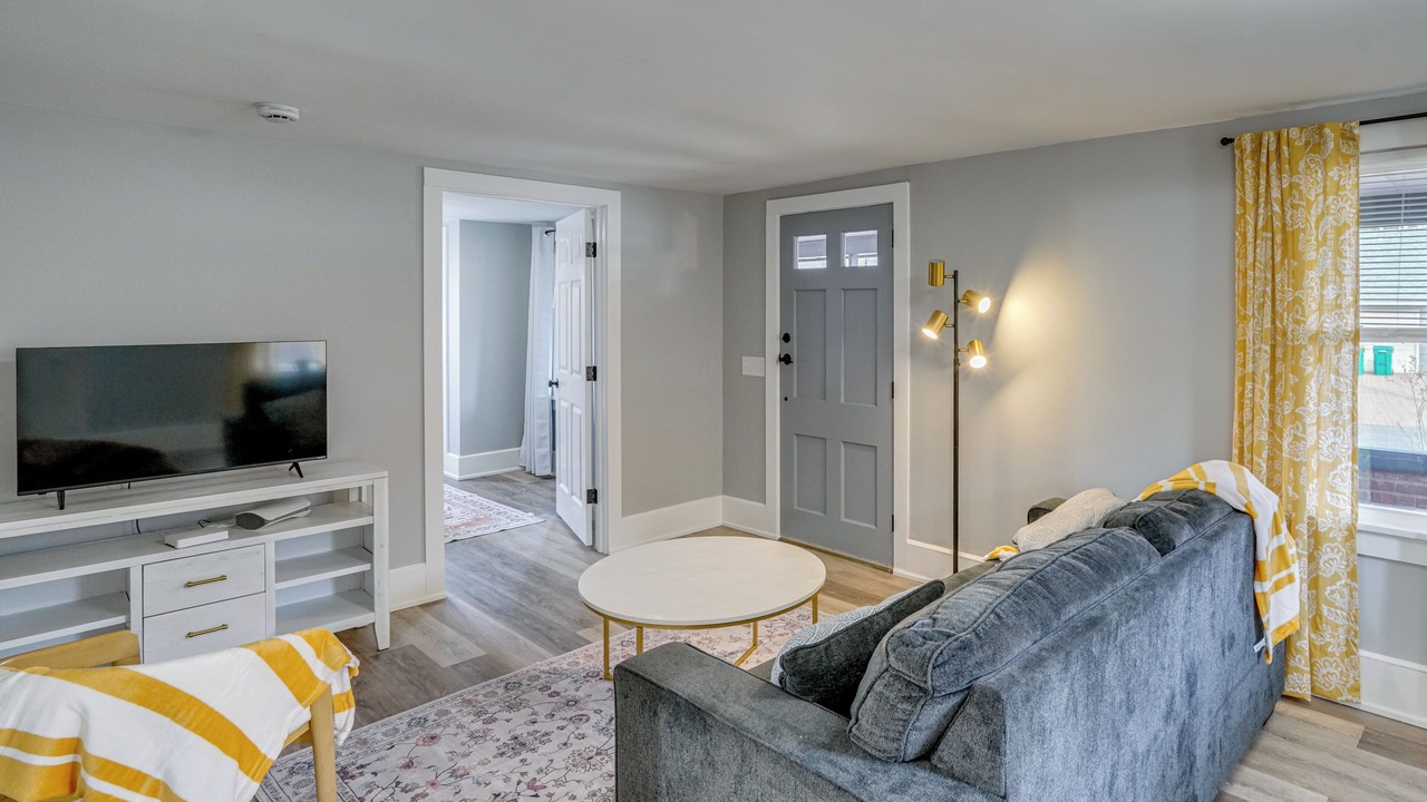 Photo of Bedroom in Lincoln Park