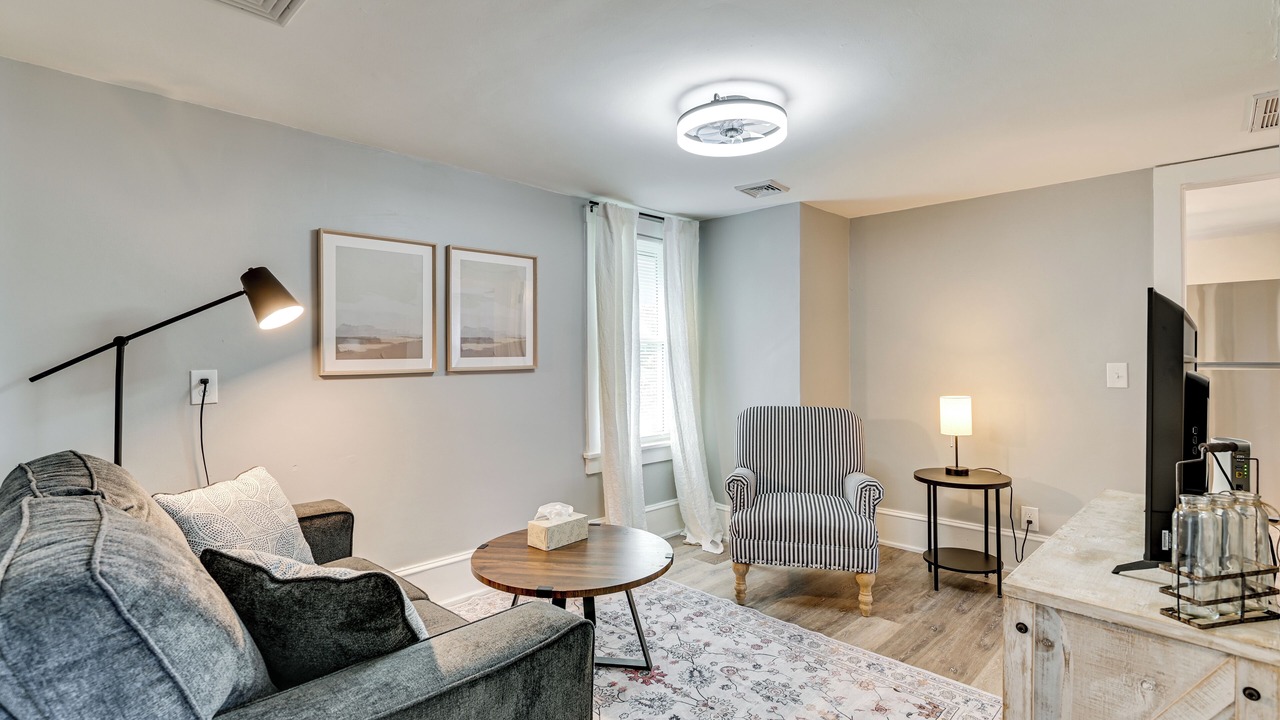 Photo of Bedroom in Lincoln Park