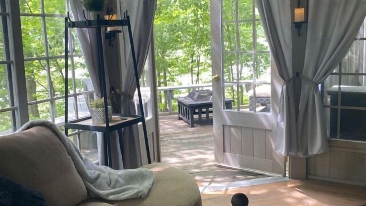 Photo of Livingroom in Trent Hills