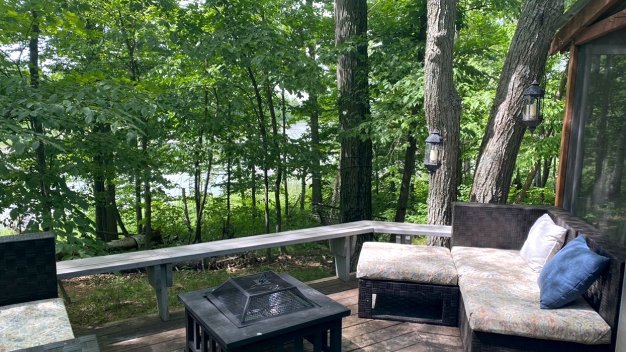 Photo of Patio Balcony in Trent Hills
