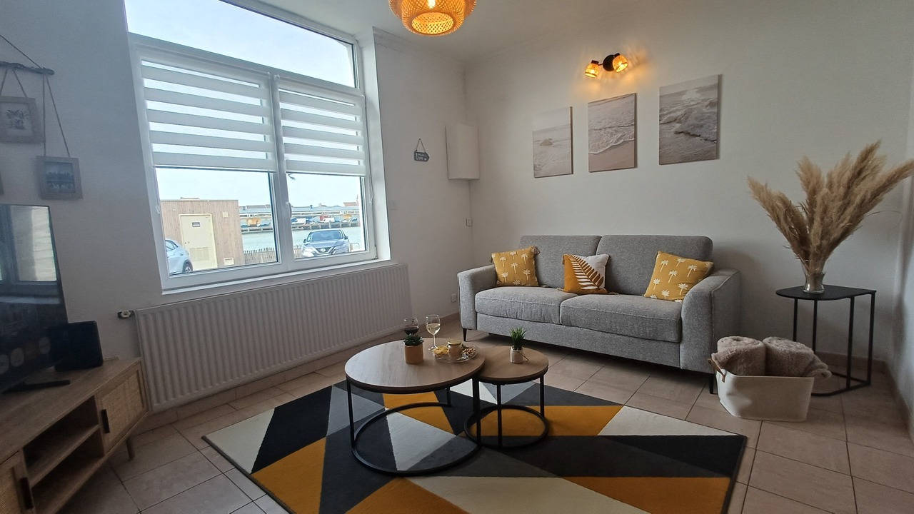 Photo of Livingroom in Petit-Fort-Philippe