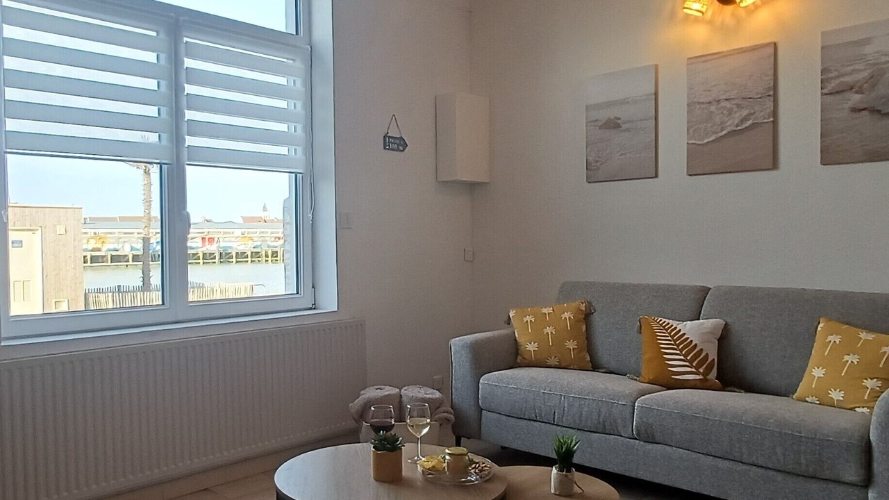 Photo of Livingroom in Petit-Fort-Philippe