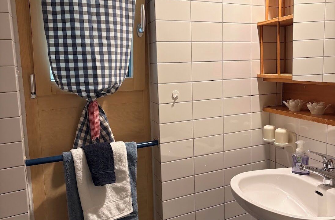 Photo of Bathroom in Meilen District