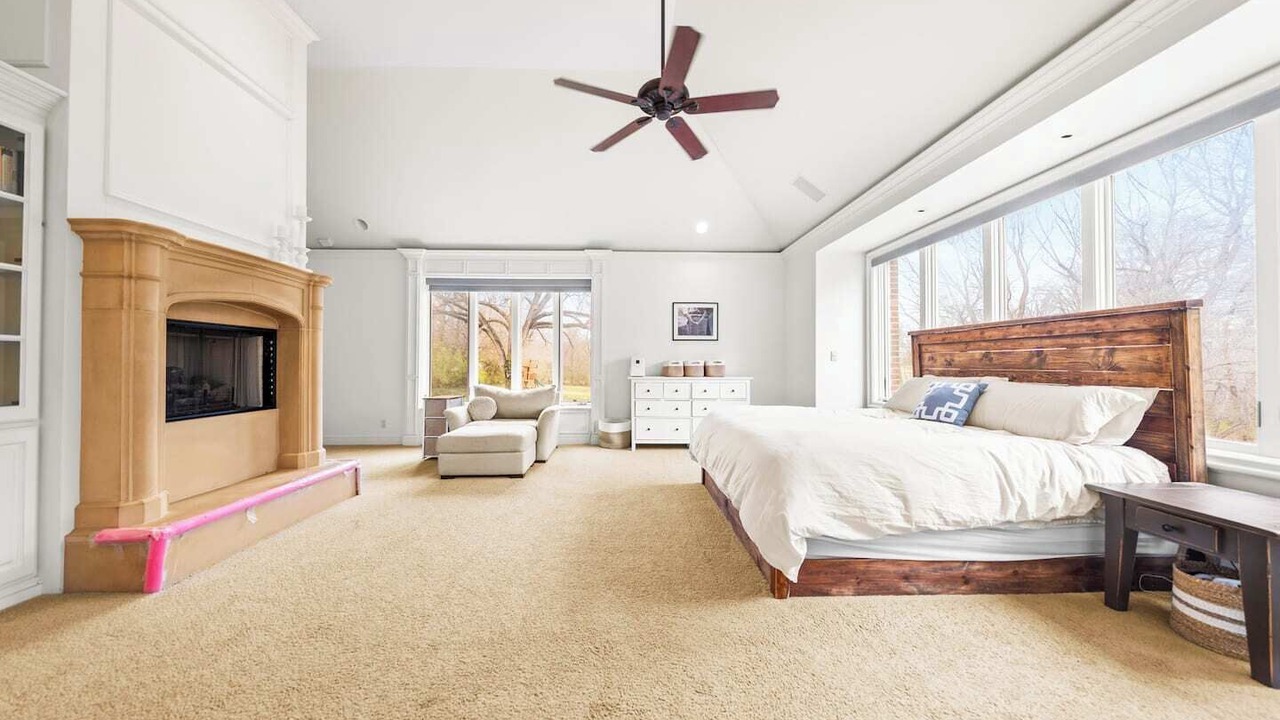 Photo of Bedroom in Leawood