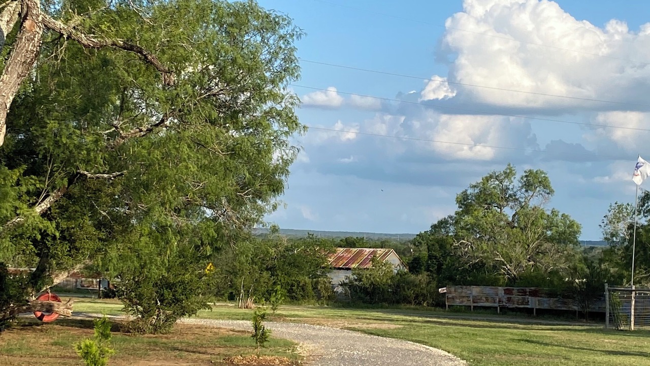 Photo of Others in Seguin