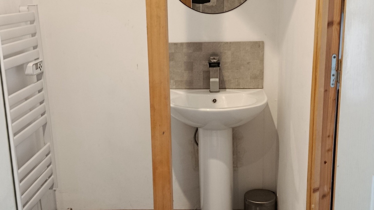 Photo of Bathroom in Megrit