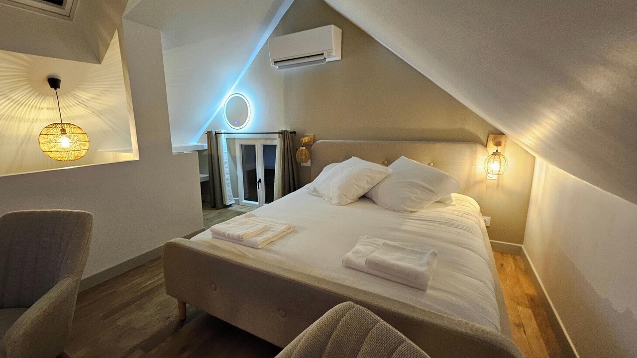 Photo of Bedroom in Montge-en-Goele