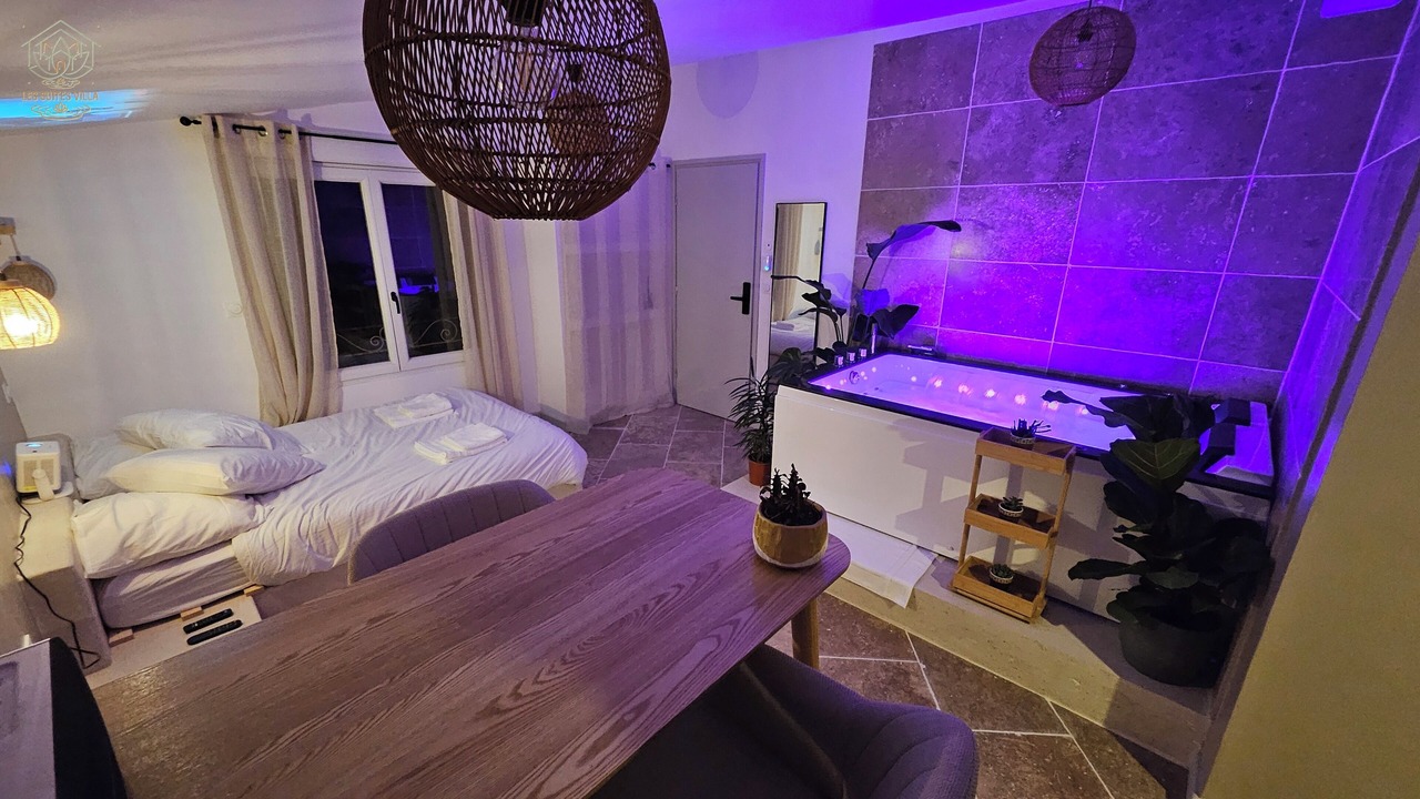 Photo of Bedroom in Montge-en-Goele