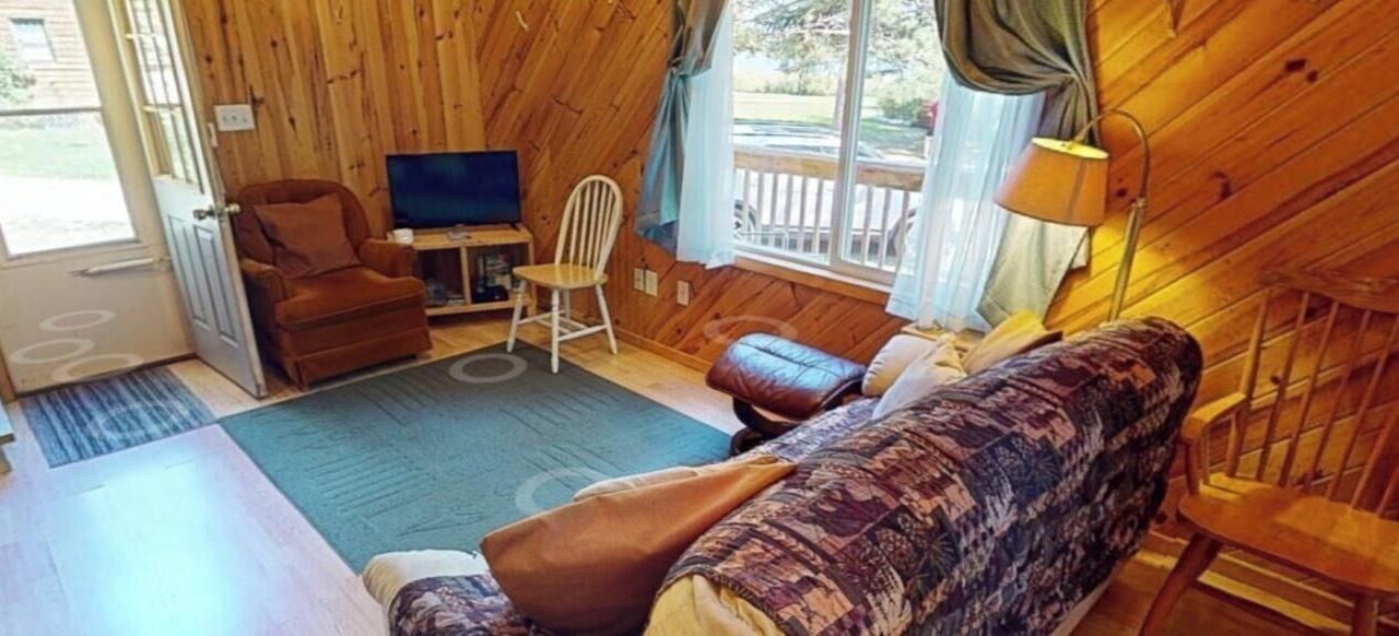 Photo of Livingroom in Orr