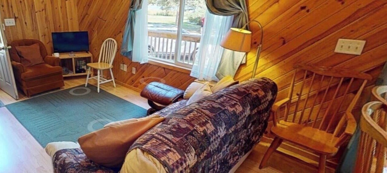 Photo of Livingroom in Orr