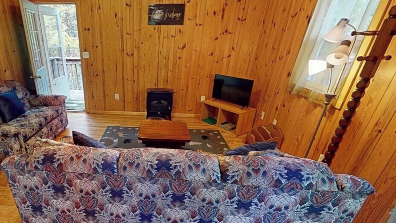 Photo of Livingroom in Orr