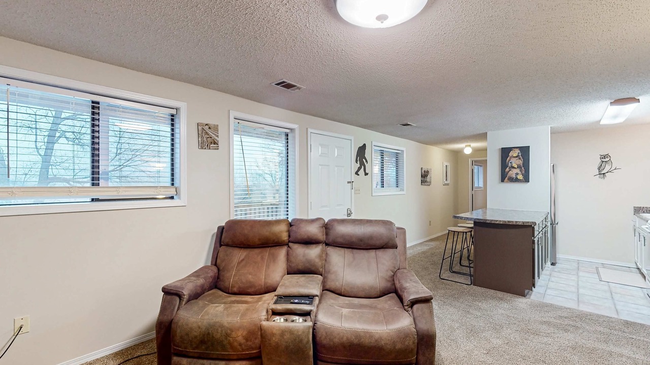 Photo of Livingroom in Notch Estates