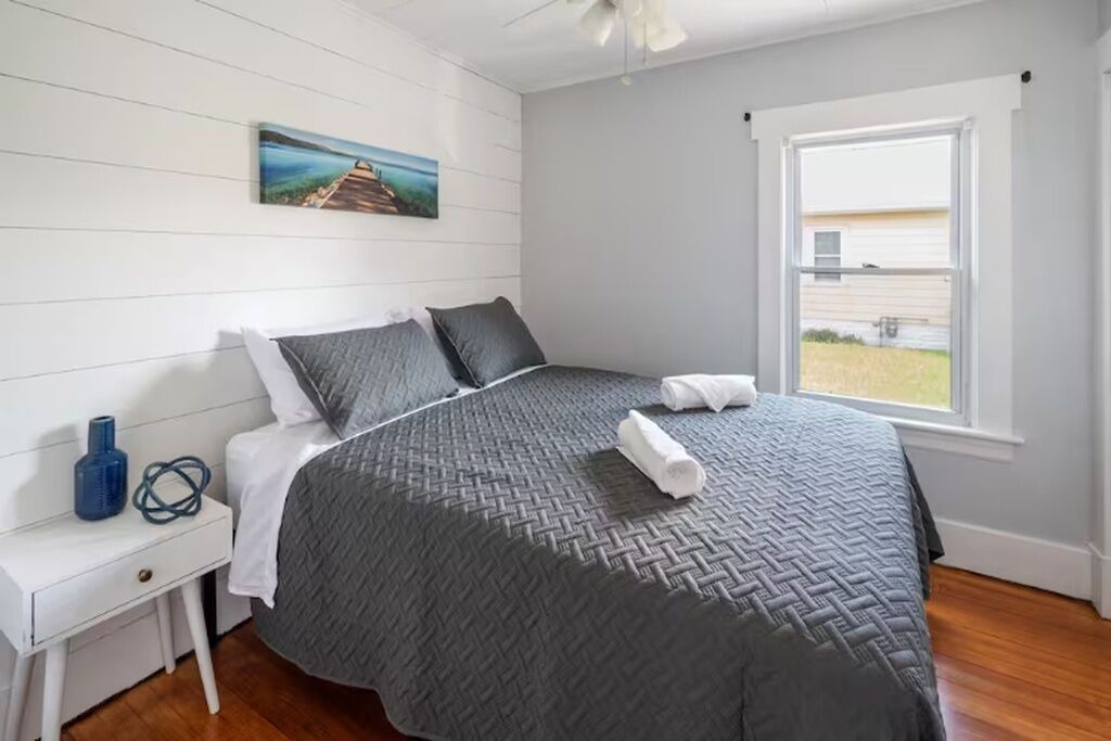 Photo of Bedroom in Newtonville