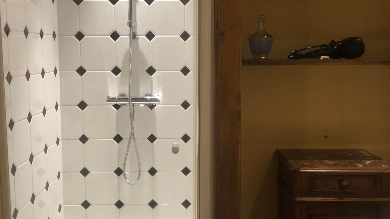 Photo of Bathroom in Montanges