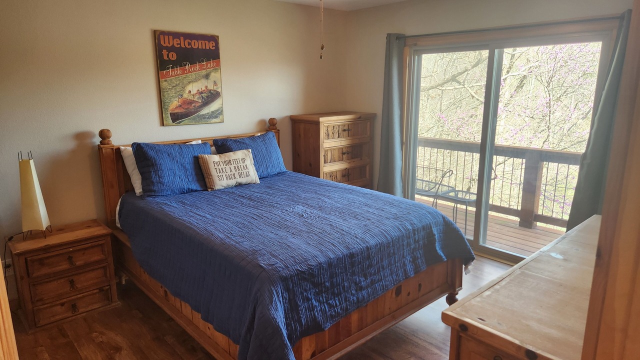 Photo of Bedroom in Shell Knob