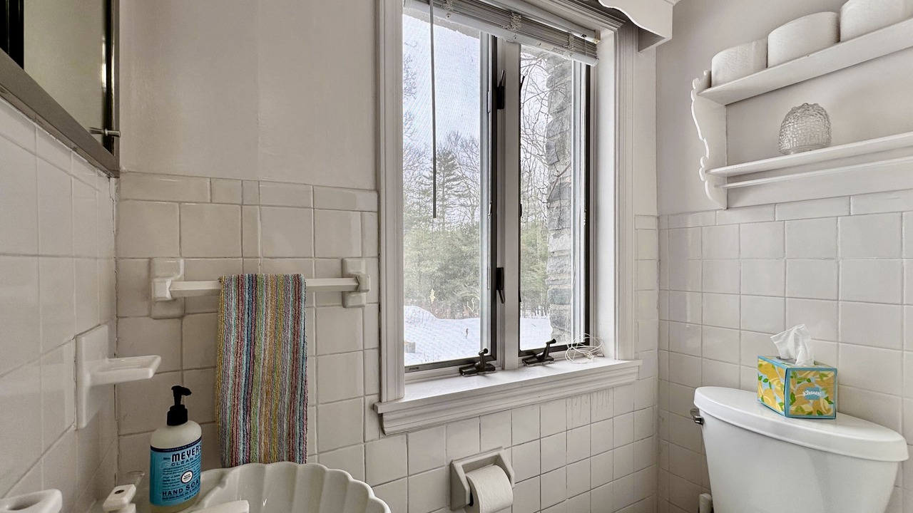 Photo of Bathroom in Sparrow Bush