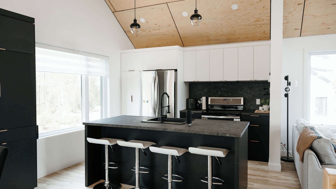 Photo of Kitchen in L'Ascension-de-Notre-Seigneur