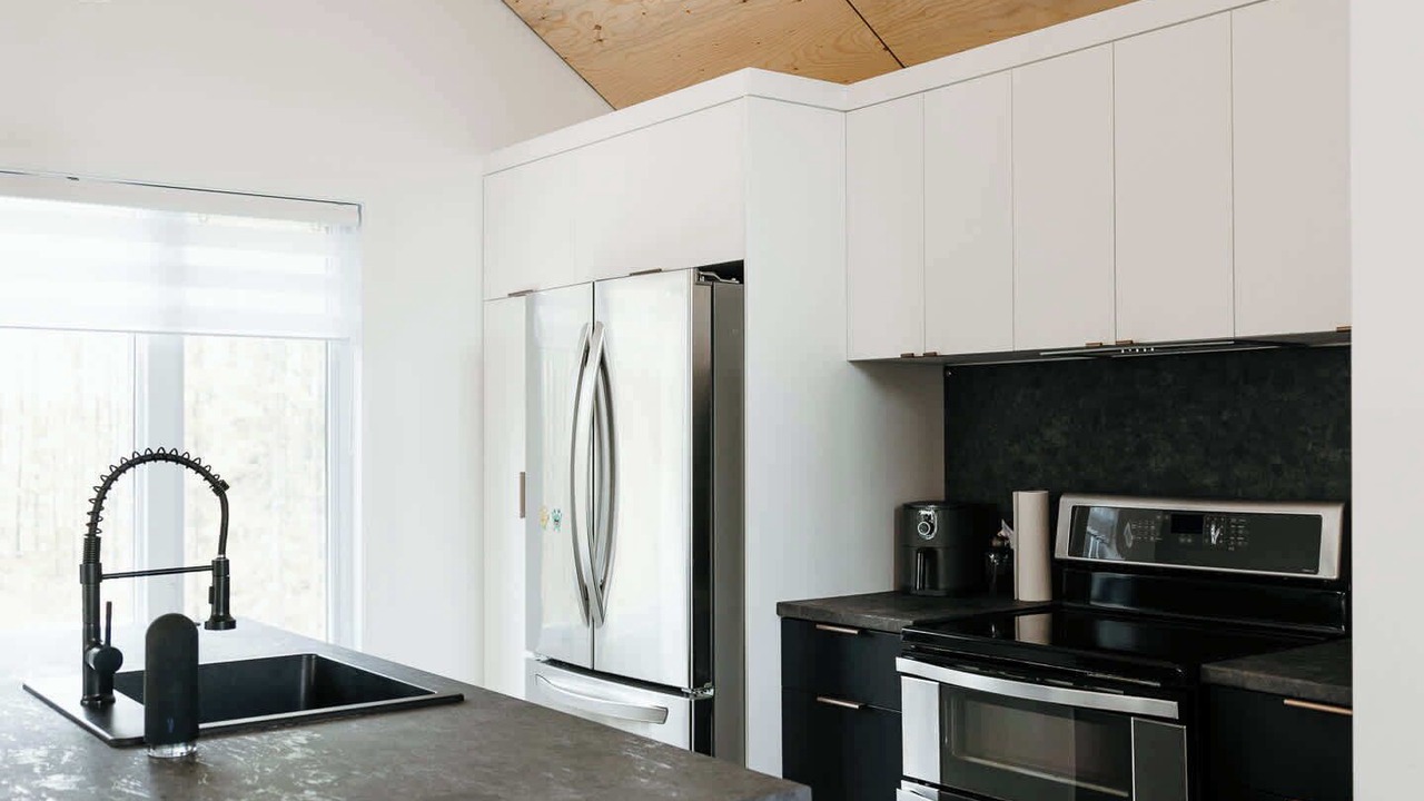 Photo of Kitchen in L'Ascension-de-Notre-Seigneur