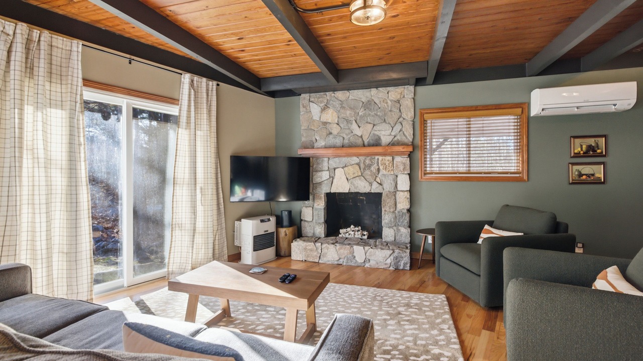 Photo of Livingroom in Gilford