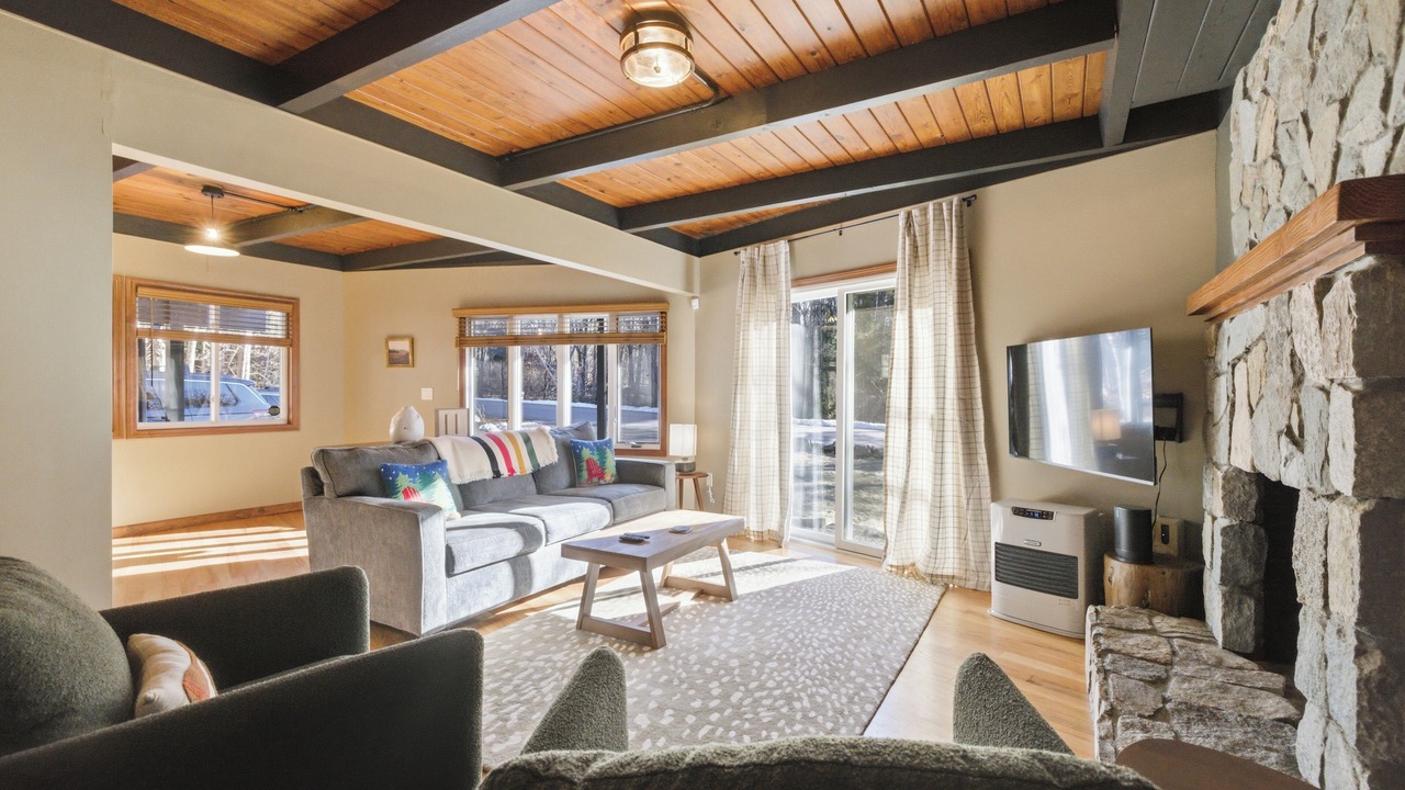 Photo of Livingroom in Gilford