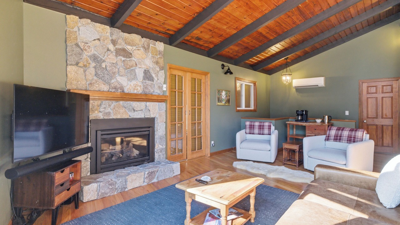 Photo of Livingroom in Gilford