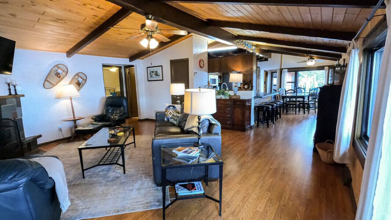 Photo of Livingroom in Duluth