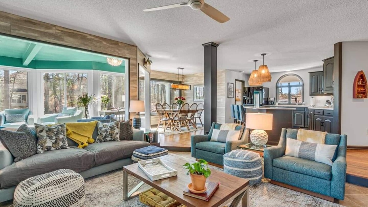 Photo of Livingroom in Townville