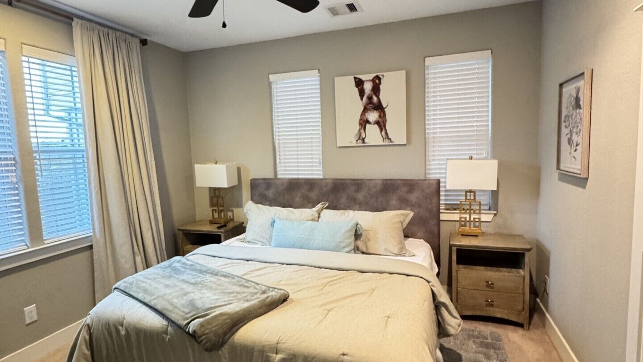 Photo of Bedroom in Shady Acres