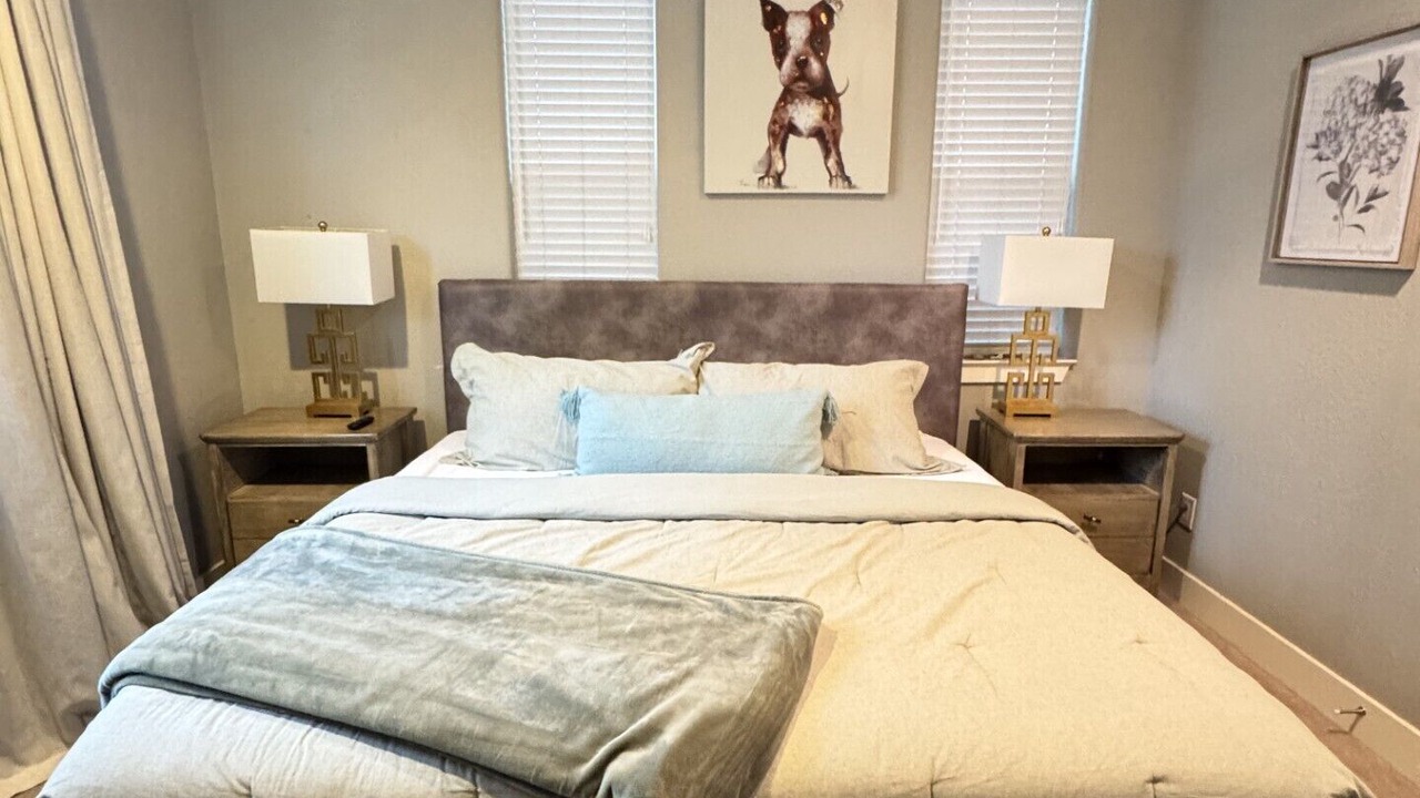 Photo of Bedroom in Shady Acres
